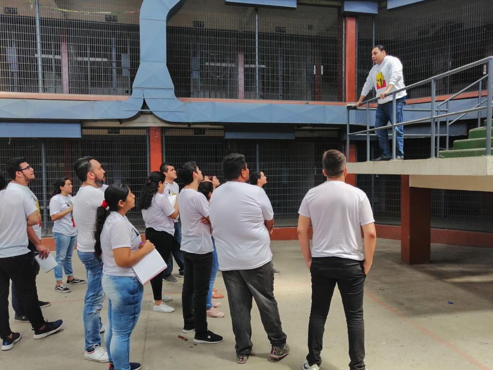 Alumnos de la carrera de Derecho de la UMET visitaron "La Roca" 1 DerechoEnLaRoca 3